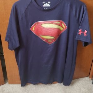 Under Armour Loose Superman Large Shirt